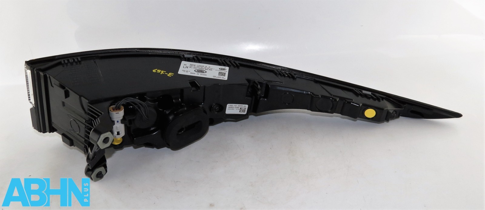 R8D2-13405-AD Range Rover Evoque L551 (24-25) Left Rear Outer Tailgate Light/ E - Image 2