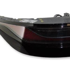 R8D2-13405-AF Range Rover Evoque L551 (24-25) Left Rear Outer Tailgate Light/ P