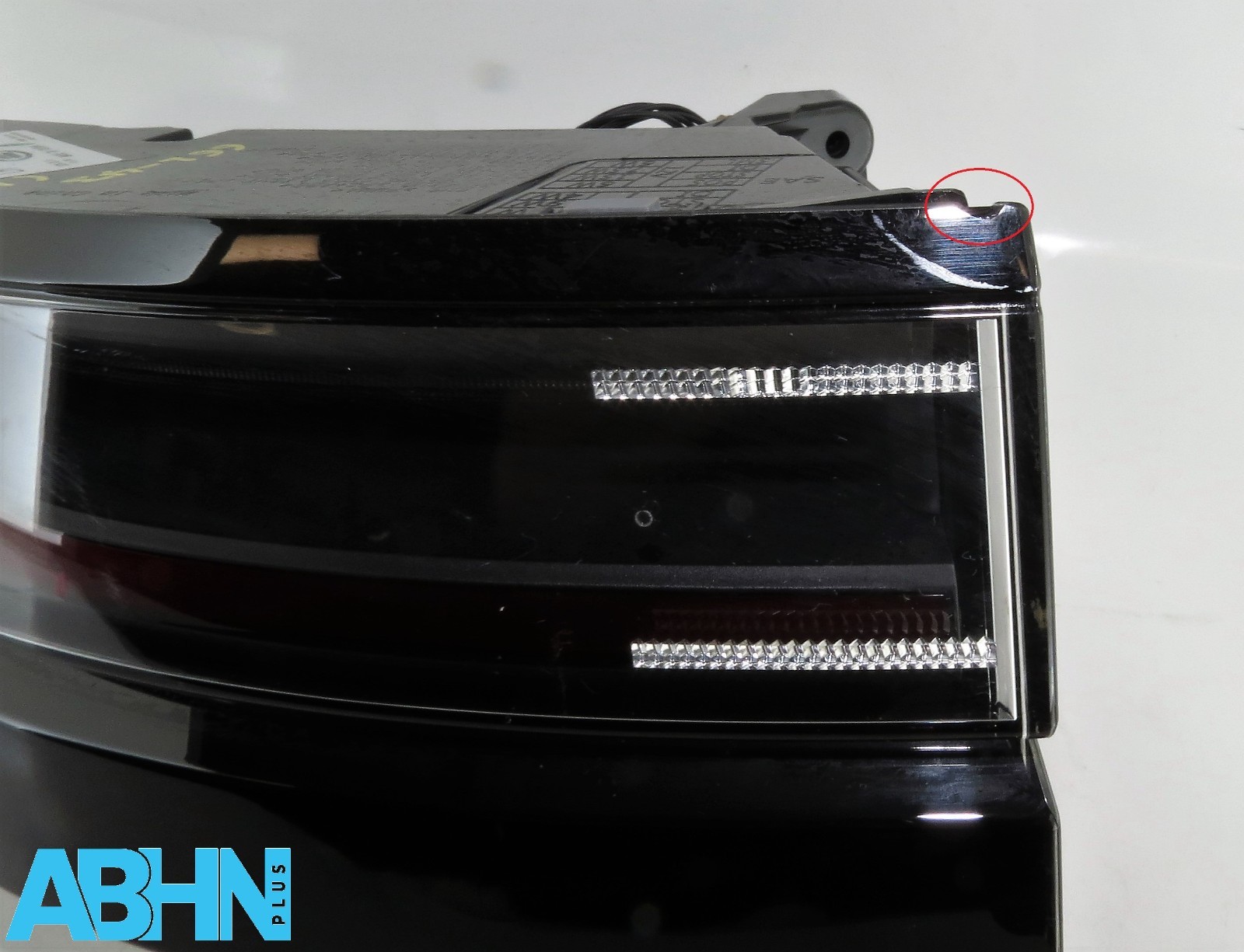 R8D2-13405-AD Range Rover Evoque L551 (24-25) Left Rear Outer Tailgate Light/ U - Image 4