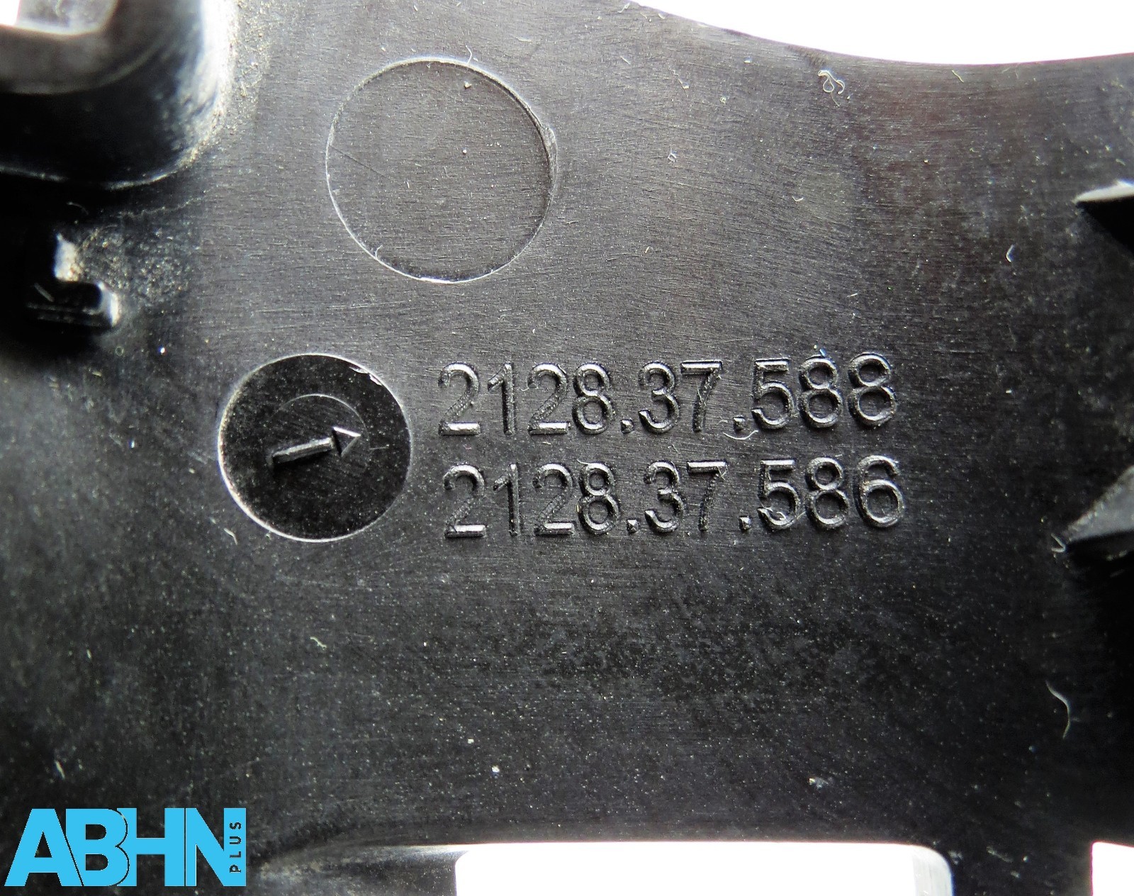 Ford Focus MK2 Facelift Mk3 08-18 Right Side Wing Mirror Bezel (Frame) 212837588 - Image 8