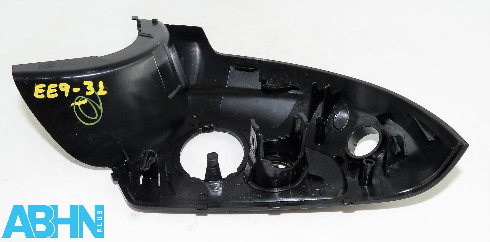 Range Rover Velar L560 RHP (21-24) Right Wing Mirror Trim Bottom Cover 2163.3054 - Image 4