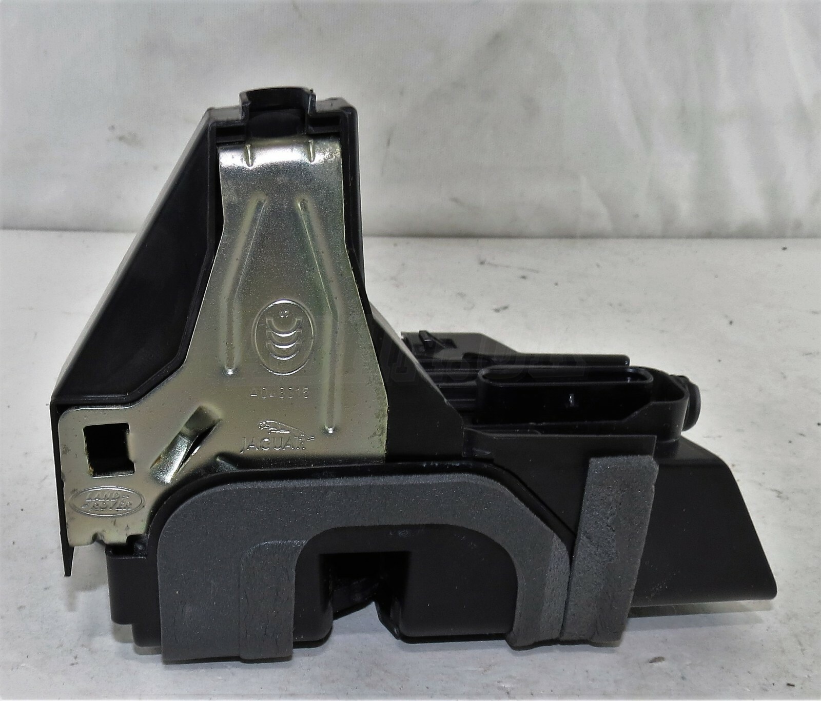 Discovery 5 MK5 15-22 Front Right Door RH DL 8J Locking Mechanism HY32-203A28-JB - Image 8