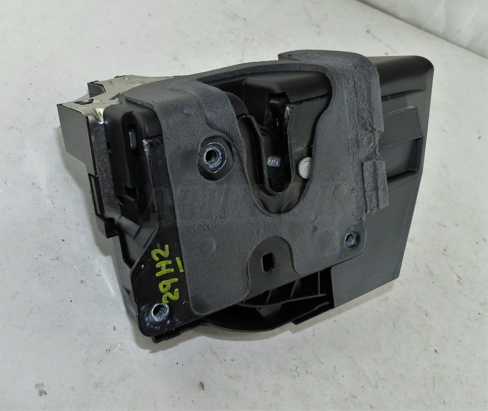 Range Rover Velar L560 Rear Right RR CL 4B Door Locking Mechanism J8A2-24994-BD - Image 5