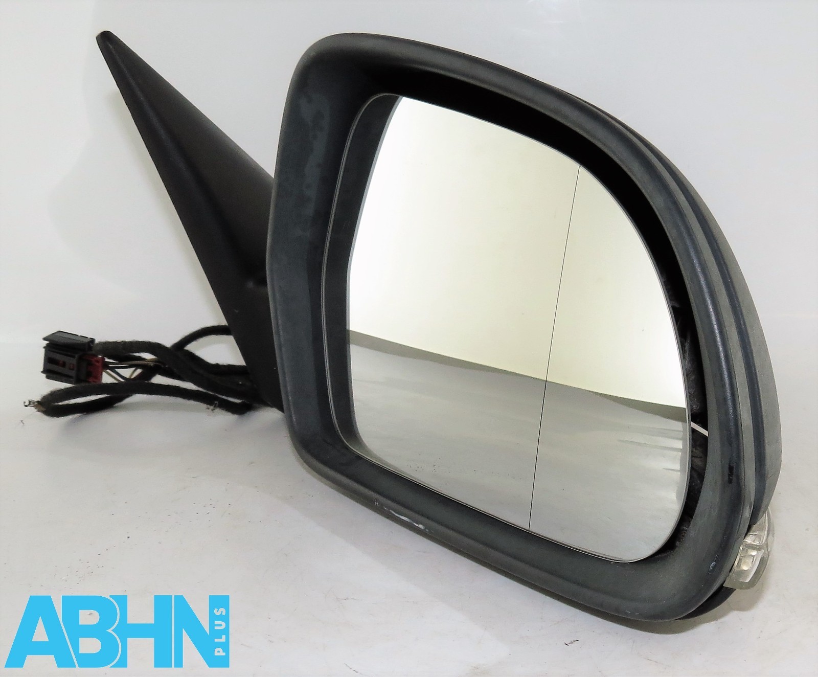 Skoda Octavia MK2 1Z Facelift (09- 13) Manual Folding Right Wing Mirror Primed - Image 5