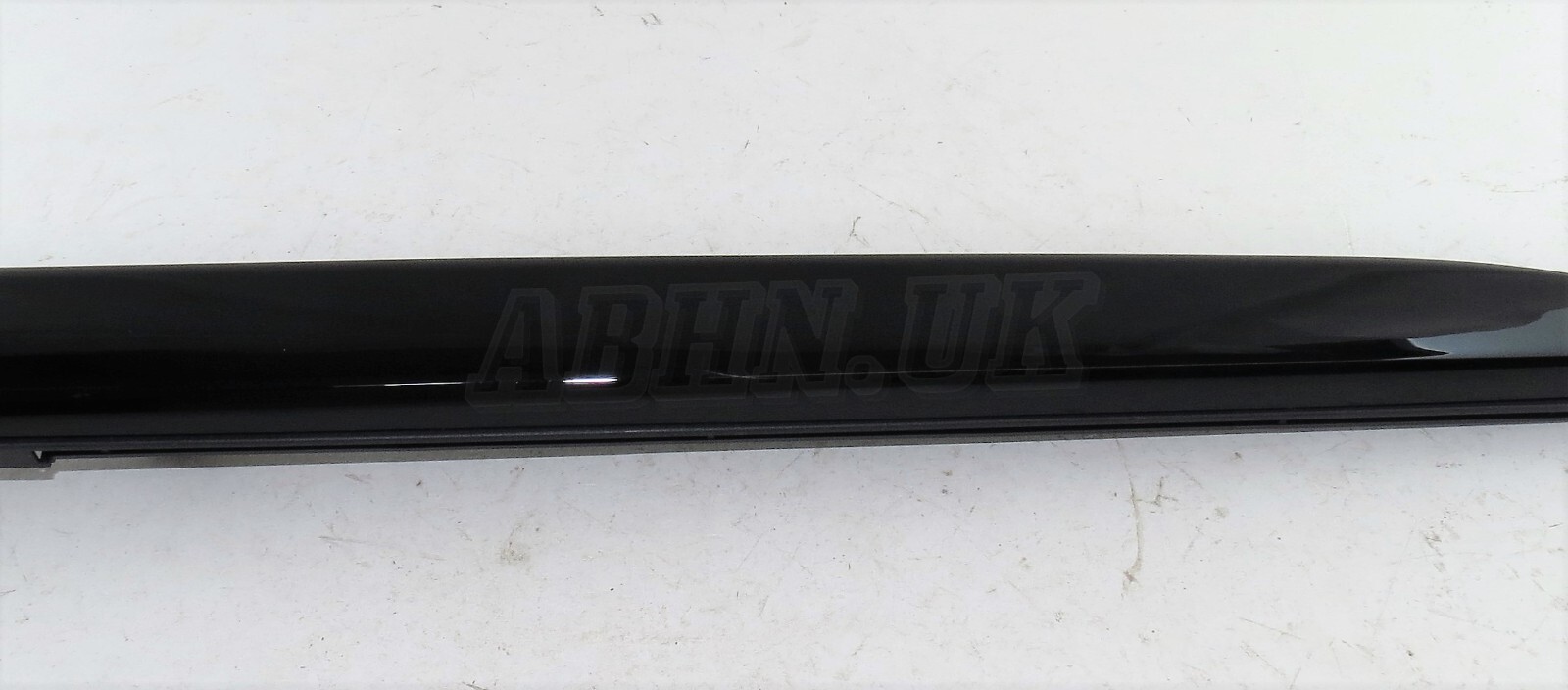 Land Rover Discovery V L462 Left Door Trim + 3-Pin LED Gloss Black L0260291AA04 - Image 2