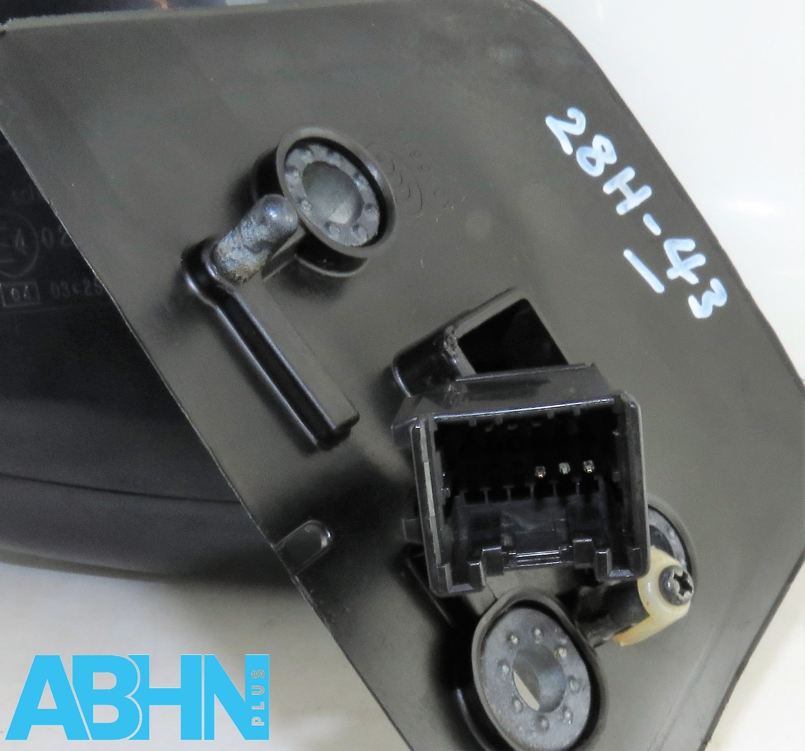 Chevrolet Capitva C100 /05-10 Left Side Power Folding Door Mirror Metallic Grey - Image 9