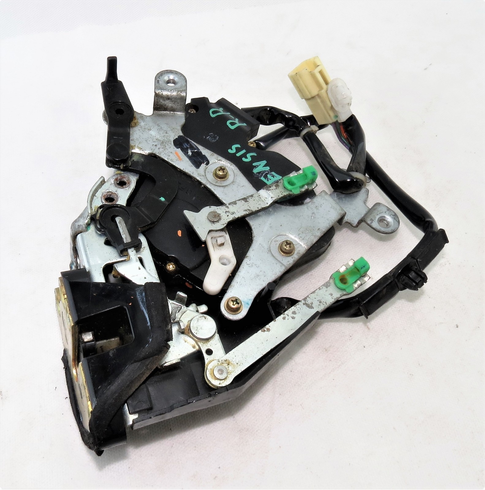 Toyota Avensis Hatchback 98-03 Genuine Rear Right Side Door Lock Mechanism - Image 2