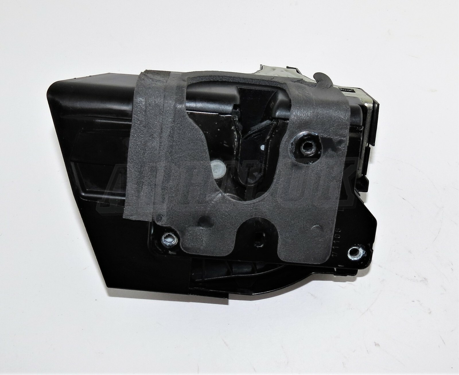 Range Rover Velar L560 (17-21) Front Left DL LB 9A Side Door Lock J8A2-203A29-AD - Image 3