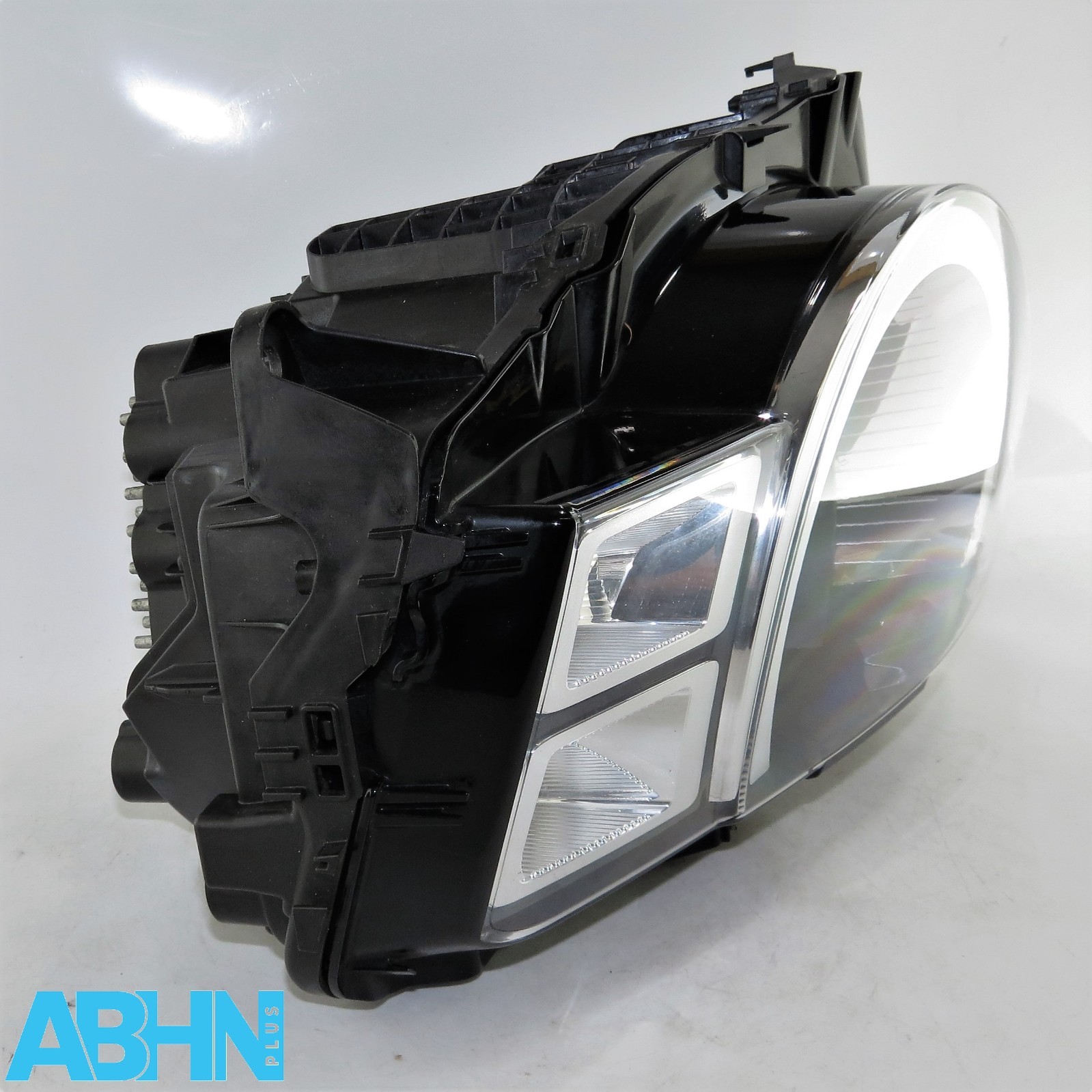 L8B213W030AC Land Rover Defender L663 Left Hand Side KZ3 04S Complete Headlight - Image 5