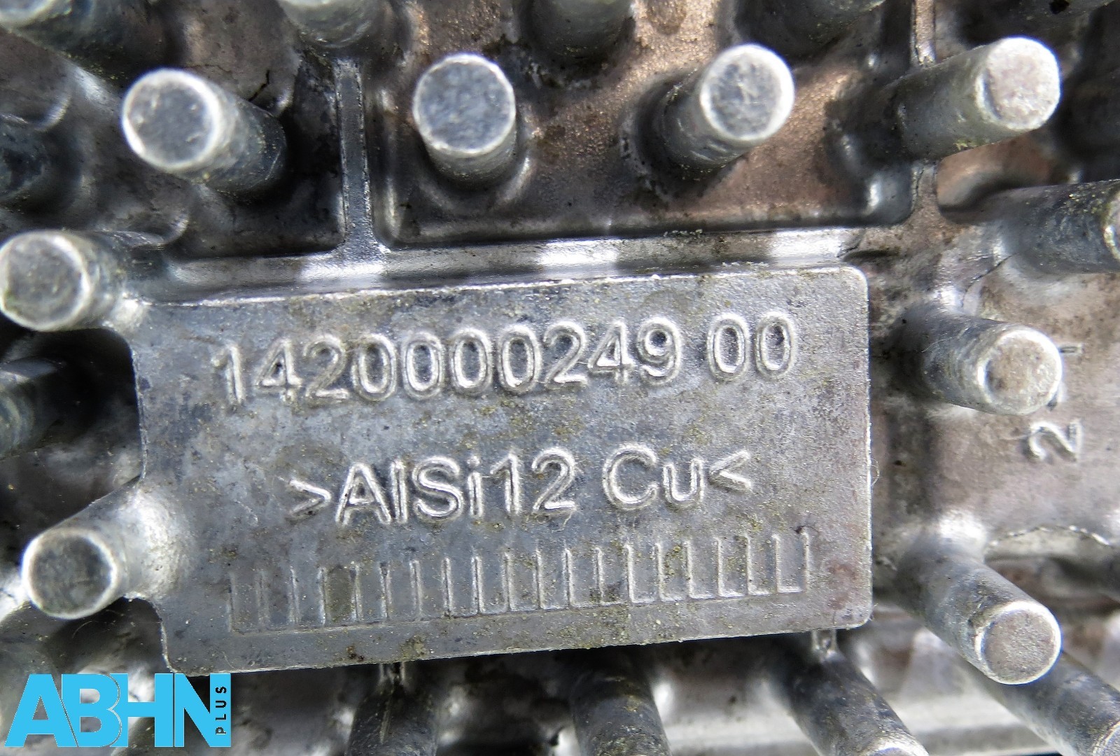 L8B213W030AC Land Rover Defender L663 Left Hand Side KZ3 04S Complete Headlight - Image 12