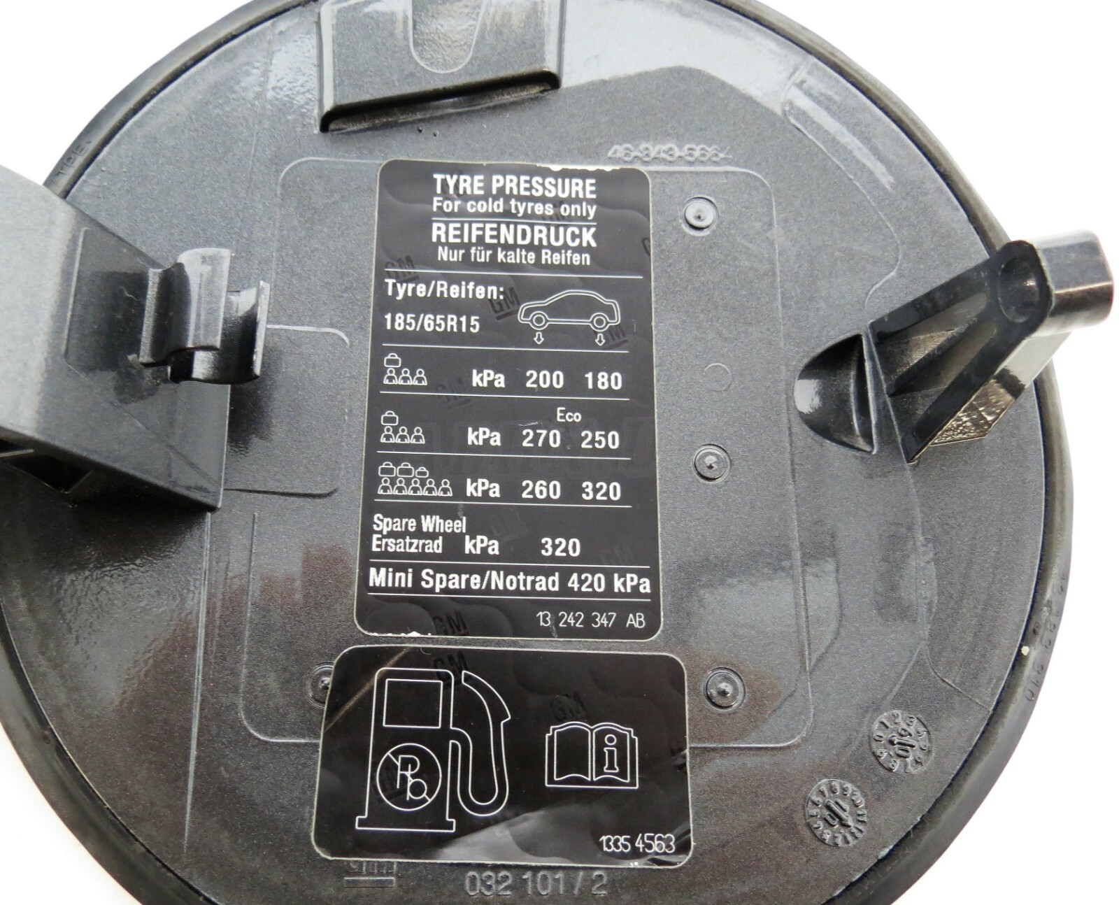 Vauxhall Corsa D MK3 /2006-2014 Fuel-In Flap Cover 13183307 Technical Grey 177 - Image 6