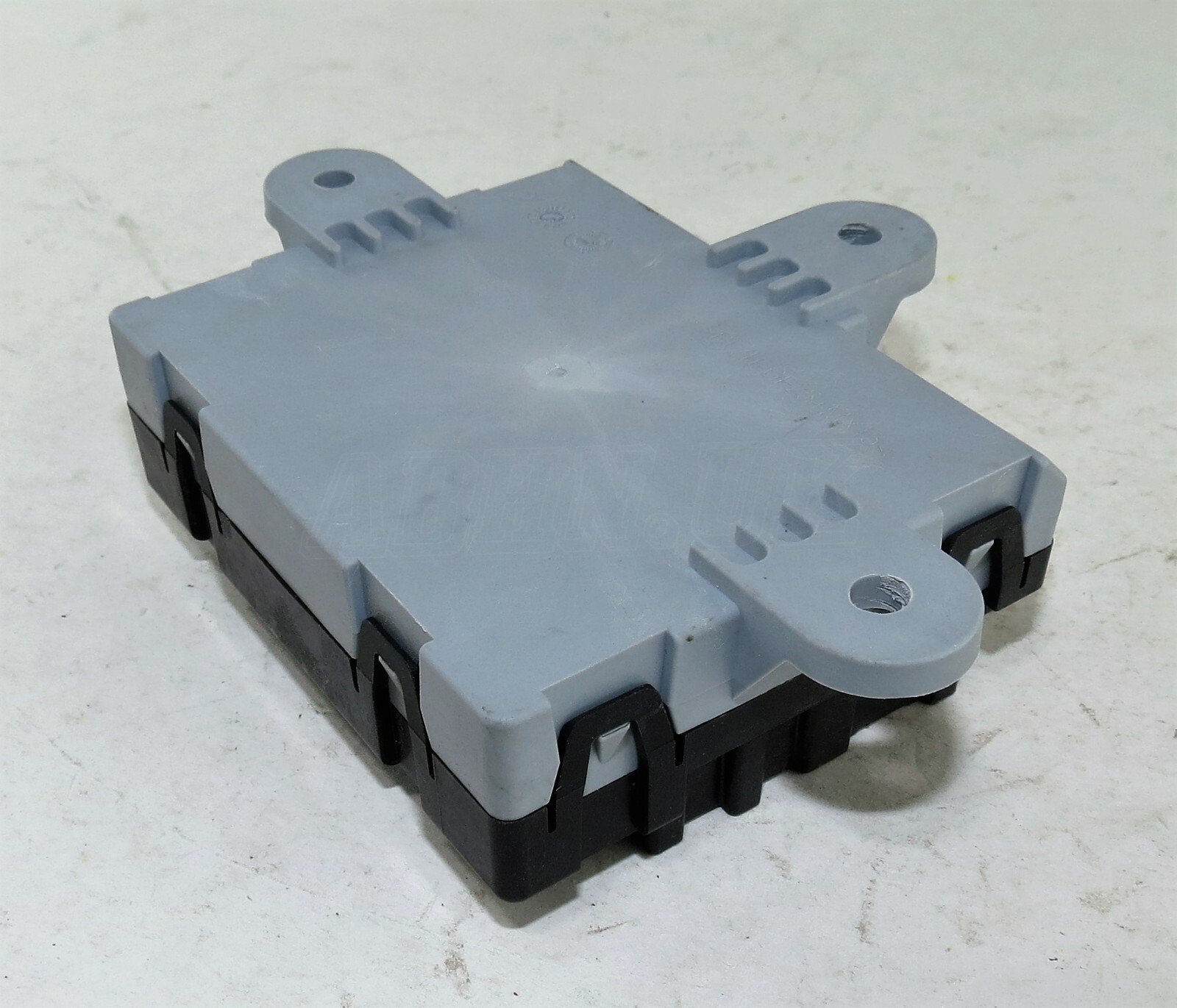 Land Rover Discovery 5 L462 15-22 Front Passenger Door MID Module HPLA-14D617-BD - Image 4