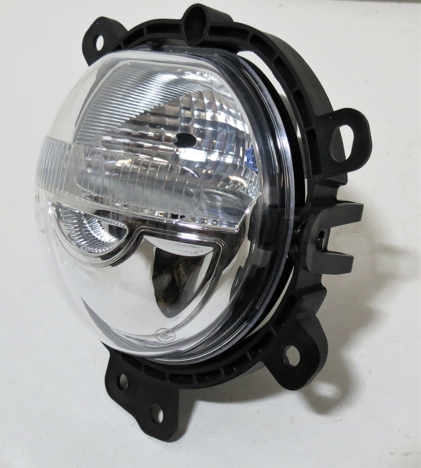 7329170 Mini F55 F56 F57 Clubman Genuine Hella Right Hand Side Bumper Headlight - Image 5