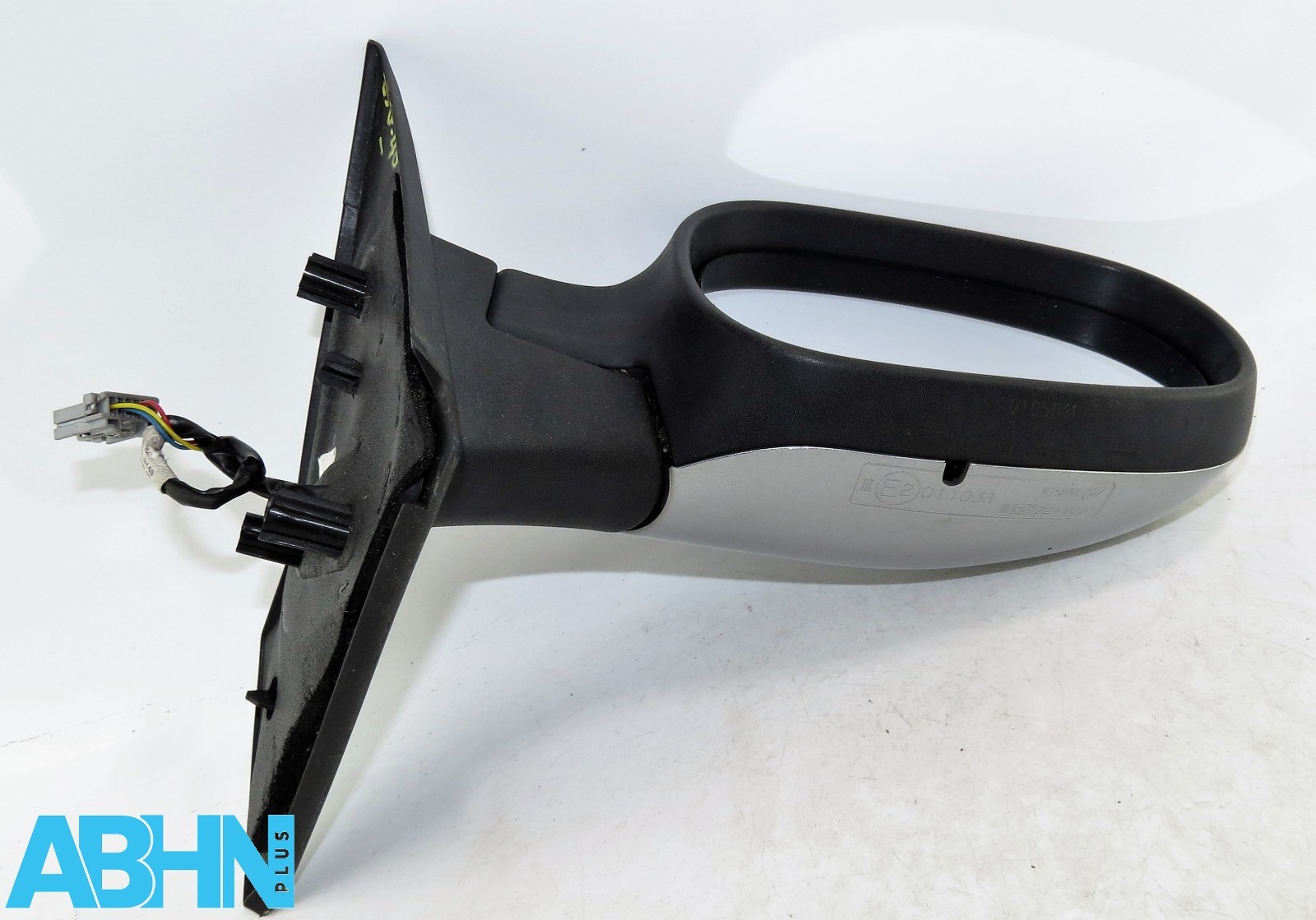 Nissan Micra K12 C+C Convertible Right Side Electric Door Mirror Metallic Silver - Image 8