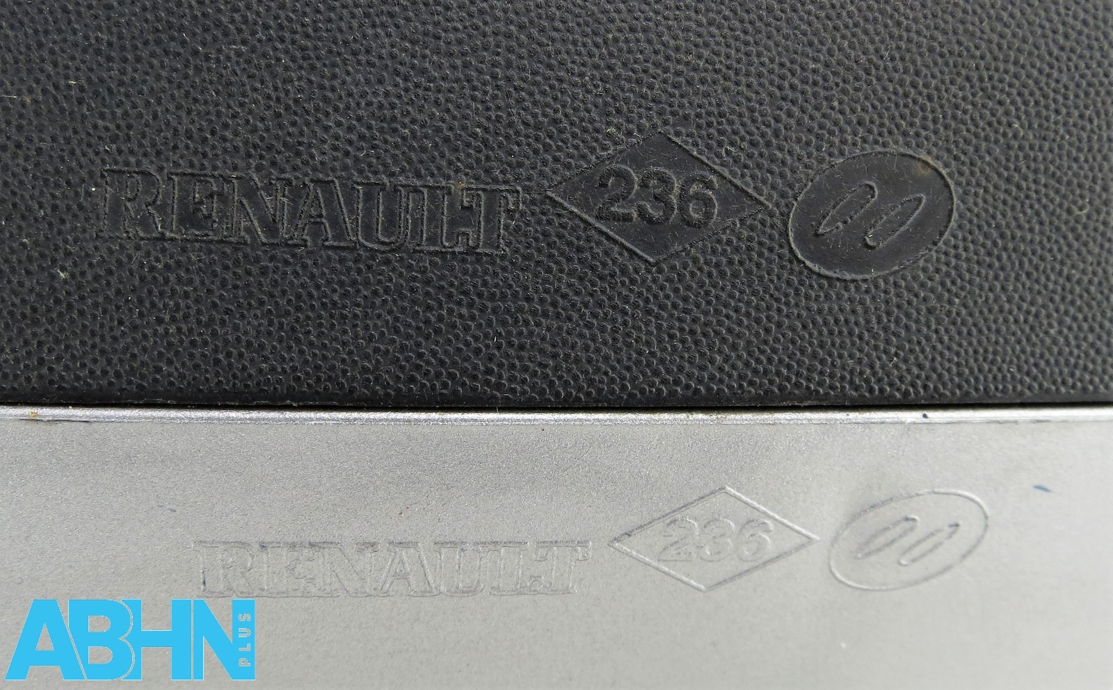 Renault Clio III Pre-Facelift 2005-2009 Right Electric Heated Door Mirror Silver - Image 11