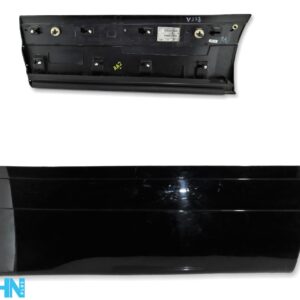 L8A2274A48BB Range Rover Velar L560 Rear Right Door Lower Gladding Mould Trim 2