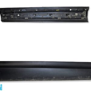 HY32-21064-AD Land Rover Discovery 5 Front Right Door Lower Gladding Mould Trim