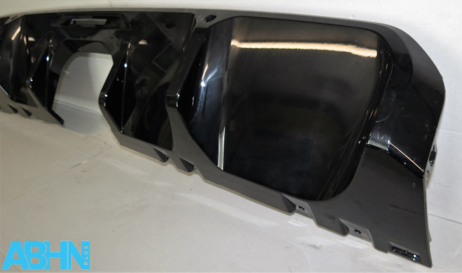 9450835 Mini Cooper S Sport JCW LCI2 F56 20^ Rear Bumper Diffuser 4 PDC Fog V315 - Image 7