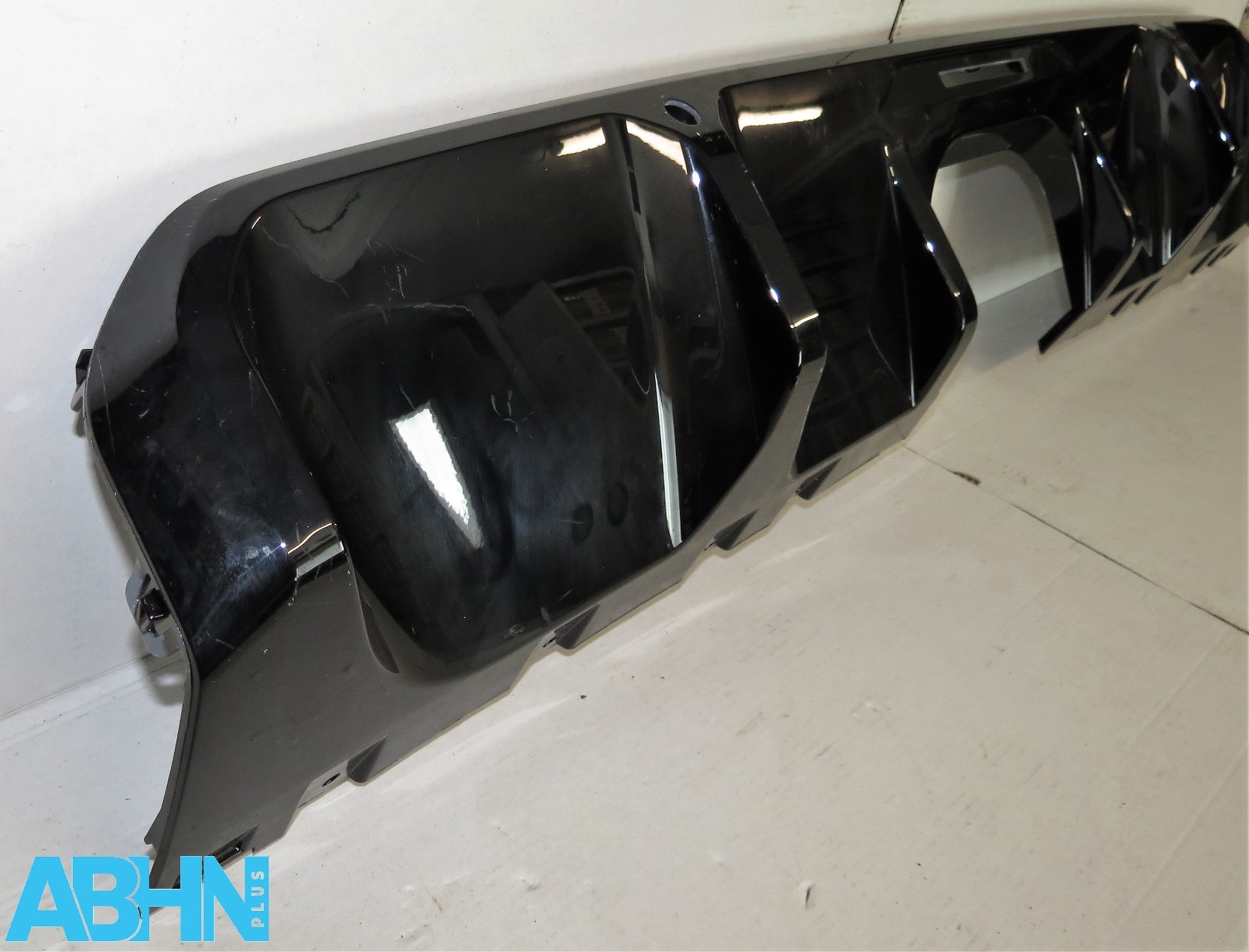9450835 Mini Cooper S Sport JCW LCI2 F56 20^ Rear Bumper Diffuser 4 PDC Fog V319 - Image 5