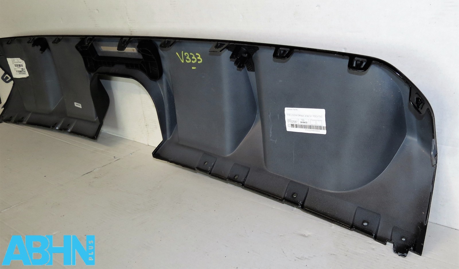 9450835 Mini Cooper S Sport JCW LCI2 F56 20^ Rear Bumper Diffuser 4 PDC Fog V333 - Image 8