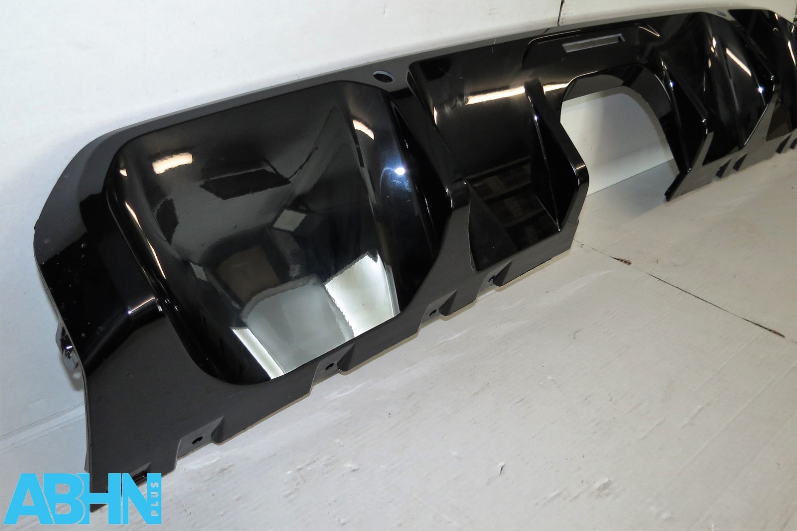 9450835 Mini Cooper S Sport JCW LCI2 F56 20^ Rear Bumper Diffuser 4 PDC Fog V349 - Image 5