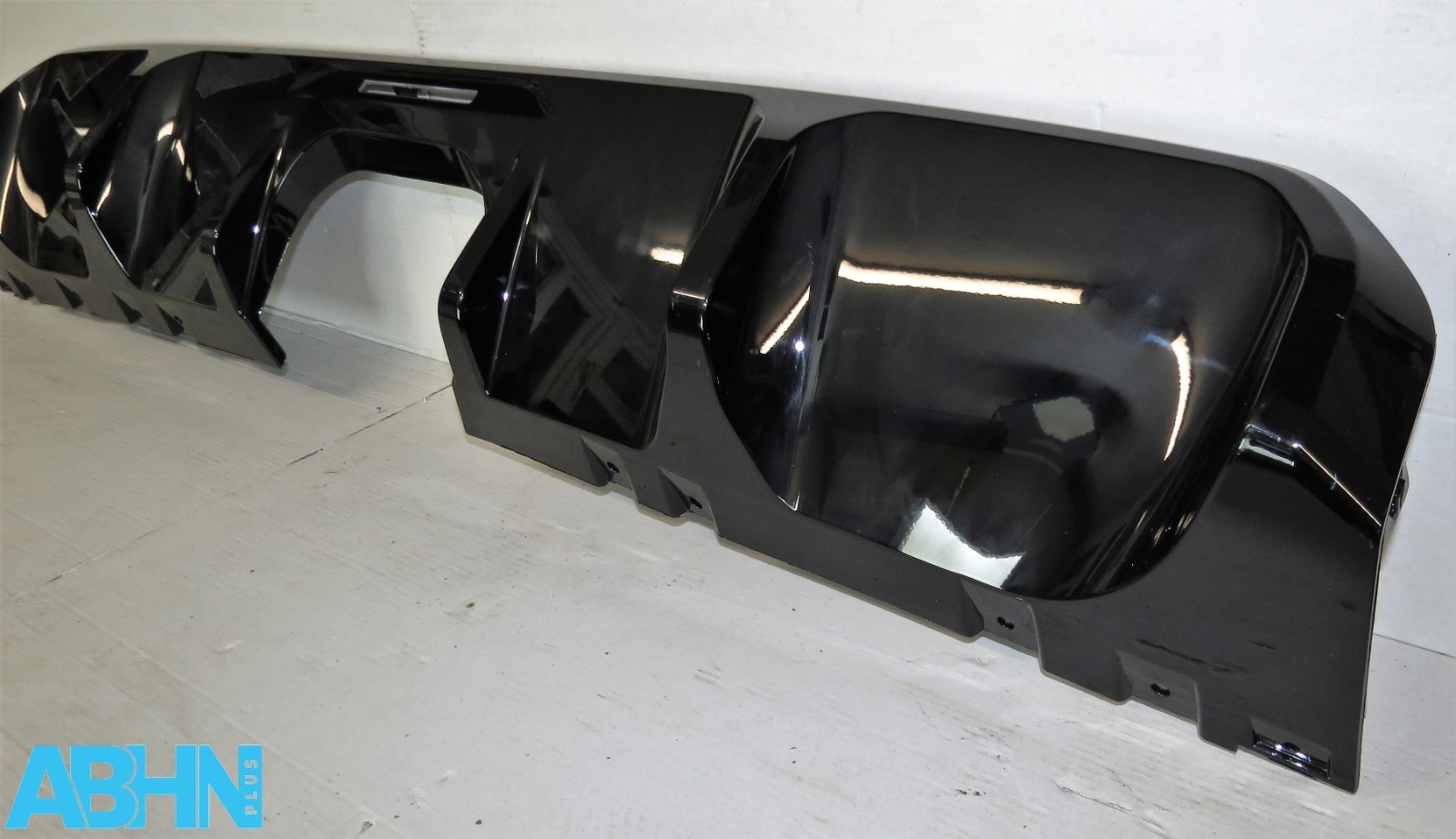 9450835 Mini Cooper JCW Sport LCI2 F56 20-2024 Rear Bumper Diffuser W/ Fog V372 - Image 7