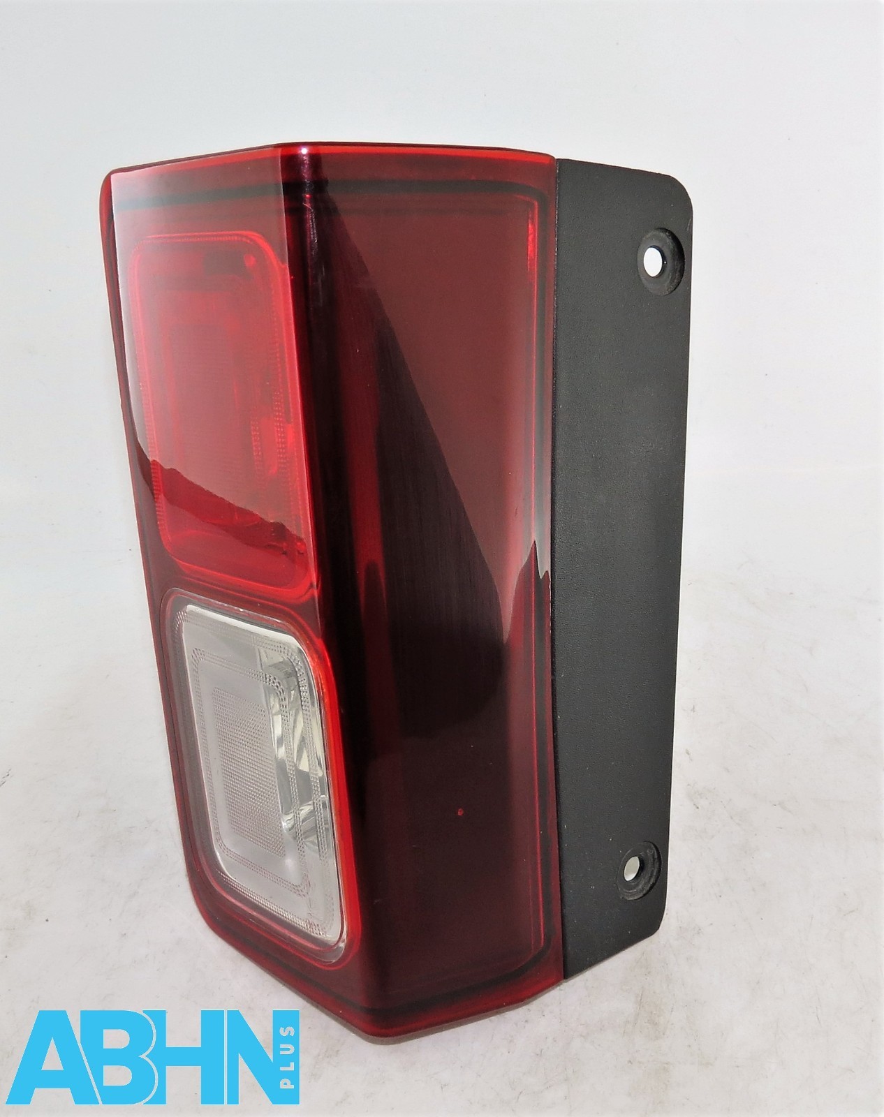 265598668R Renault Traffic Vauxhall Vivaro B Left Side Rear Fog Light Assembly - Image 7