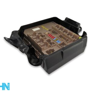 674660A Renault Clio MK3 Modus /05-14 IPDM Engine Relay And Fuse Box Module Unit