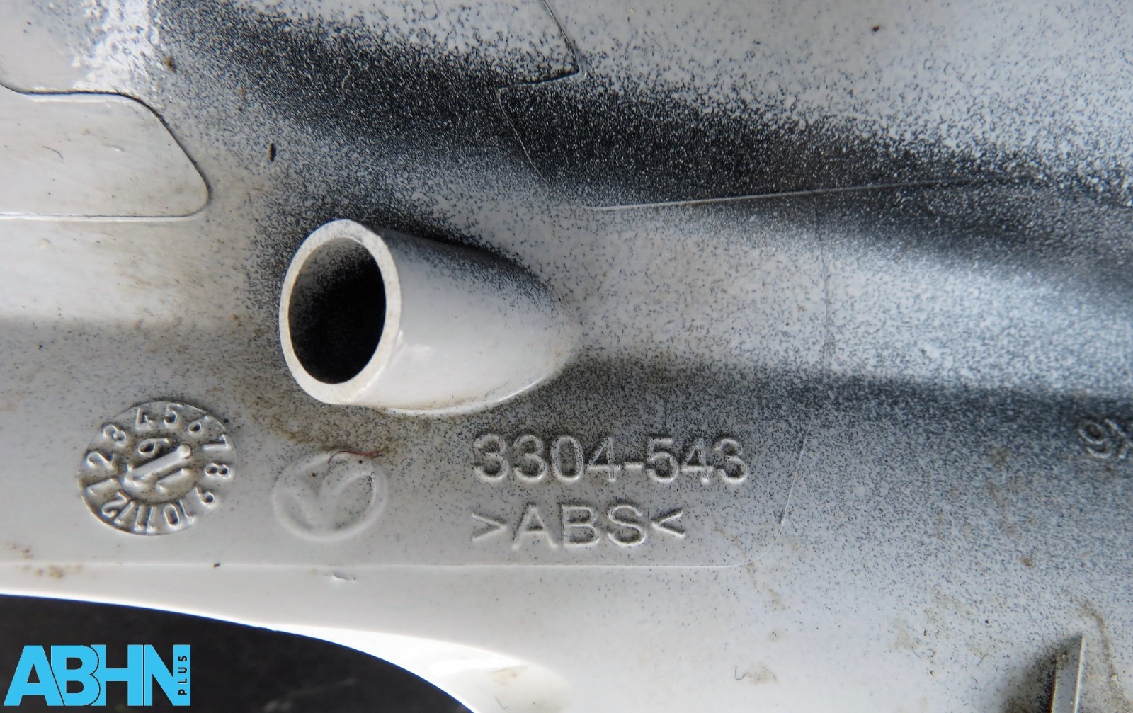 Jaguar I-Pace X590 18-25 Left Side Door Wing Cover Fuji White NER 9X23-17E702-BB - Image 9