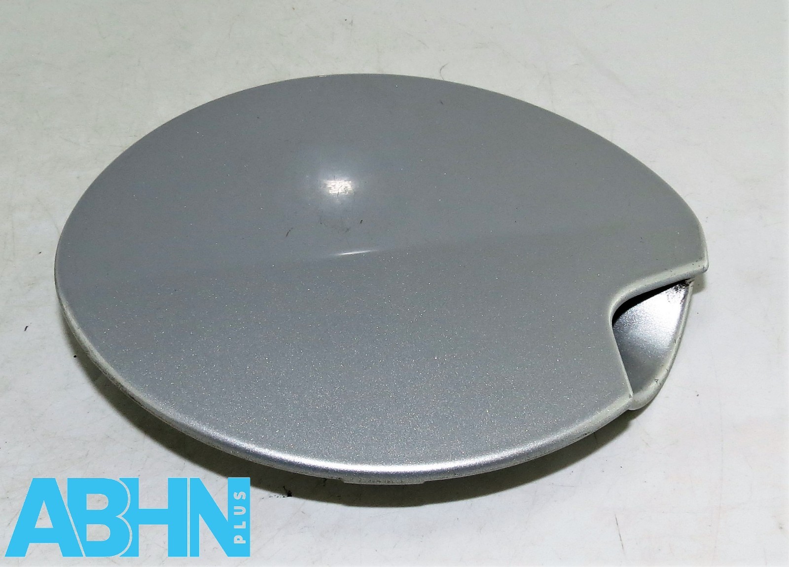 Citroën C3 MK2 (09-16) Fuel Flap Cover 9677446180 Metallic Silver A51 9683386680 - Image 4