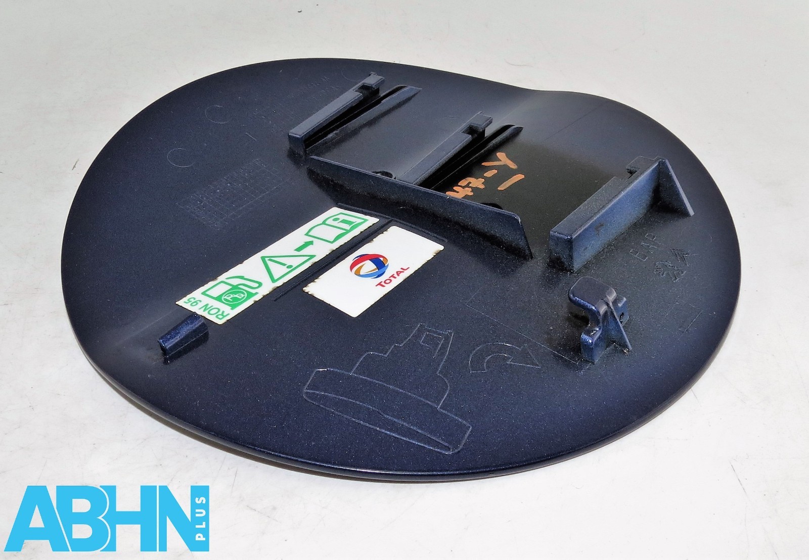 Peugeot 2008 CU Mk1 (2013-2019) SUV Fuel Flap Cover 9677638680 Met Sort of Blue - Image 5
