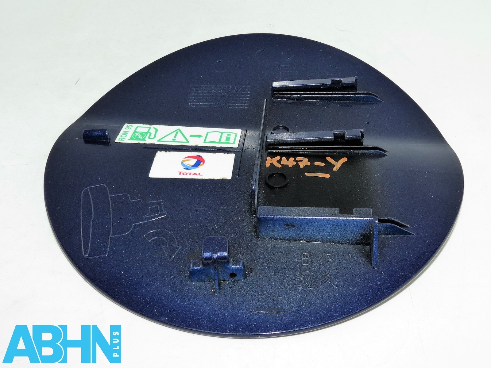 Peugeot 2008 CU Mk1 (2013-2019) SUV Fuel Flap Cover 9677638680 Met Sort of Blue - Image 7