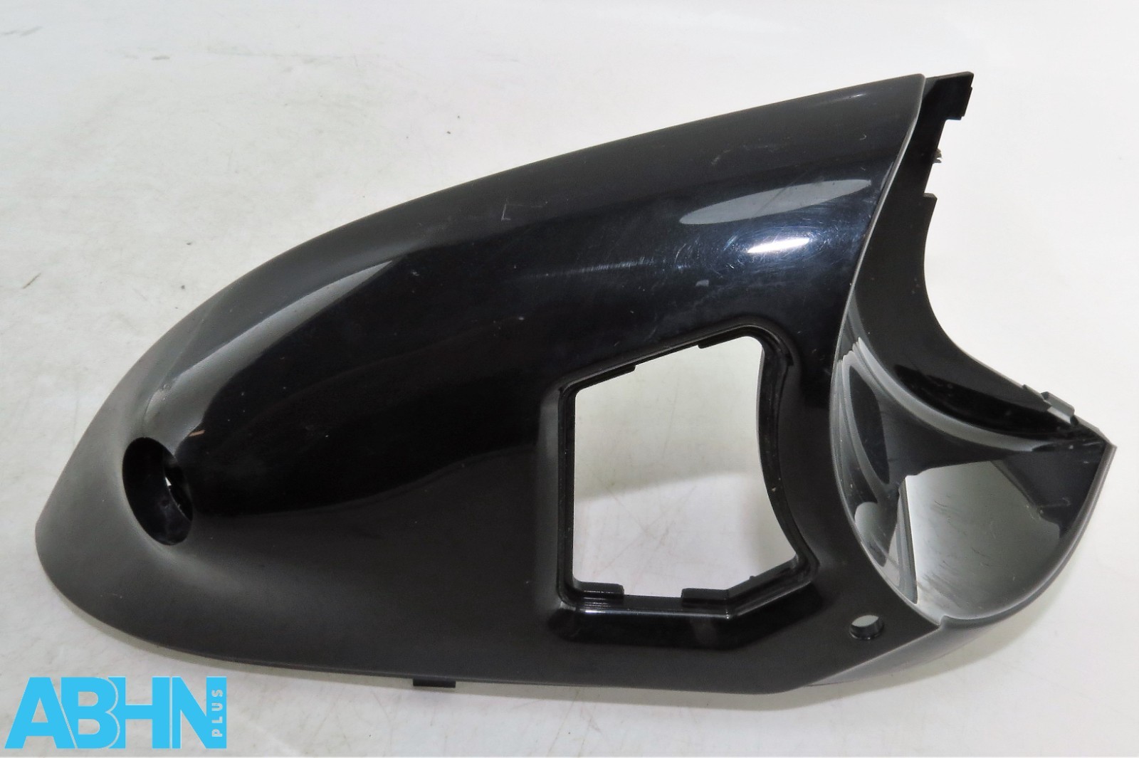 Jaguar i-Pace X590 (21-25) Right Door Mirror Trim Bottom Cover+ Camera 2128.3354 - Image 3