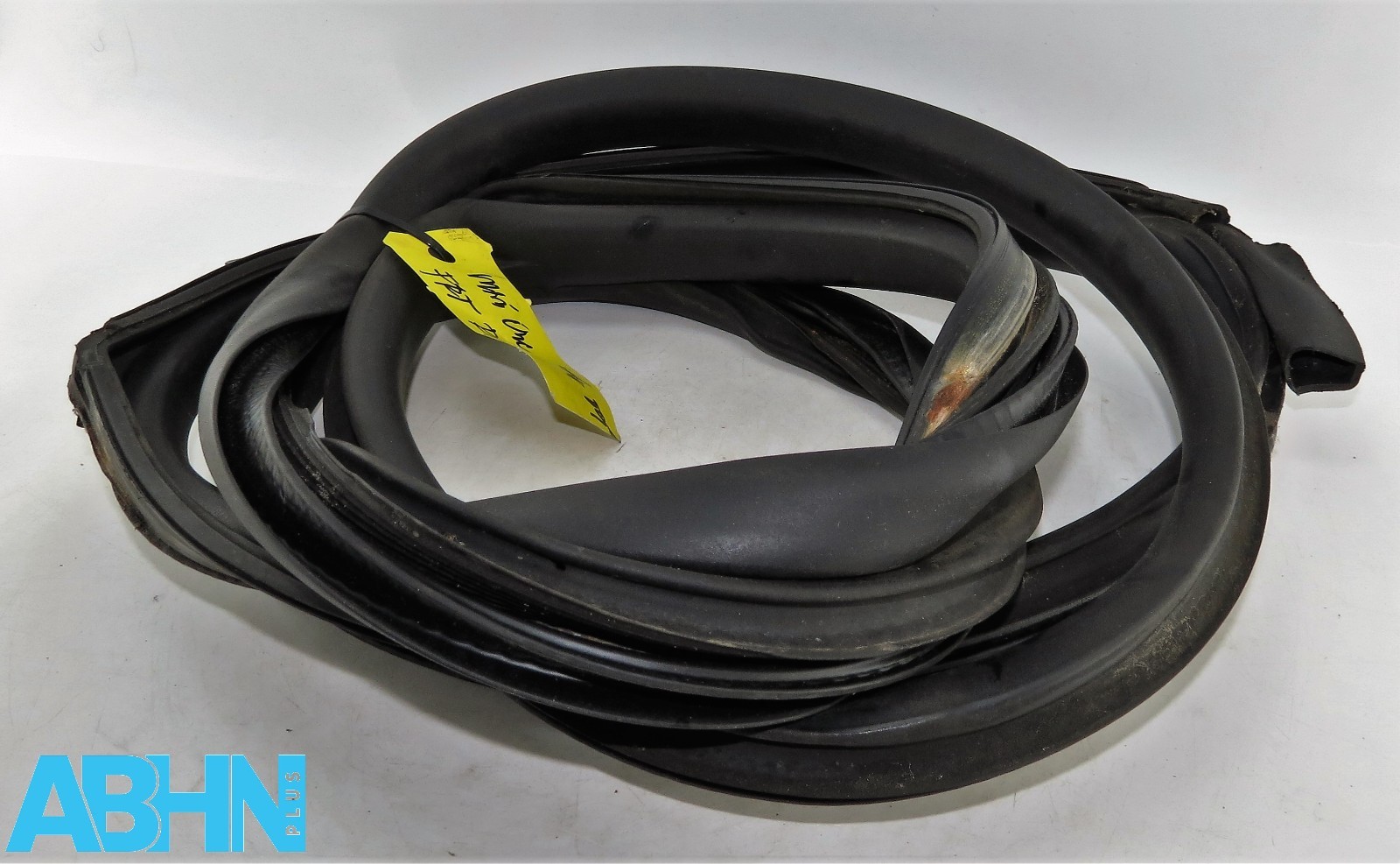 Mini One R52 R53 R50 R56 3-Dr Genuine Front Right Side Door Frame Rubber Seal - Image 4