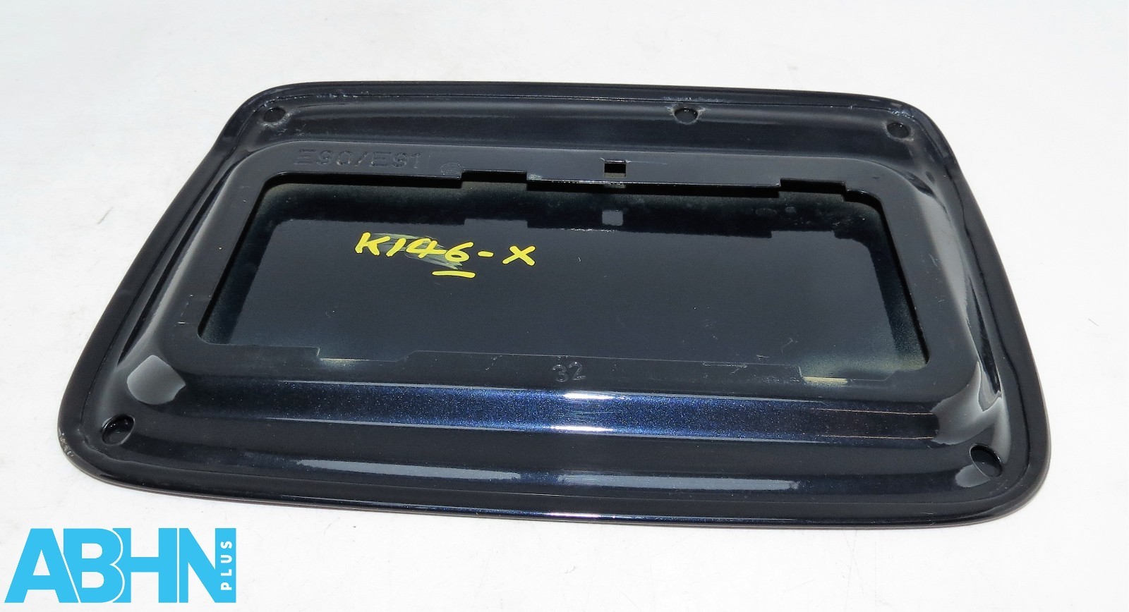 BMW 3 Series E90 E91 (05-12) Fuel Flap Cover 51177060692 Met Very Dark blue - Image 7