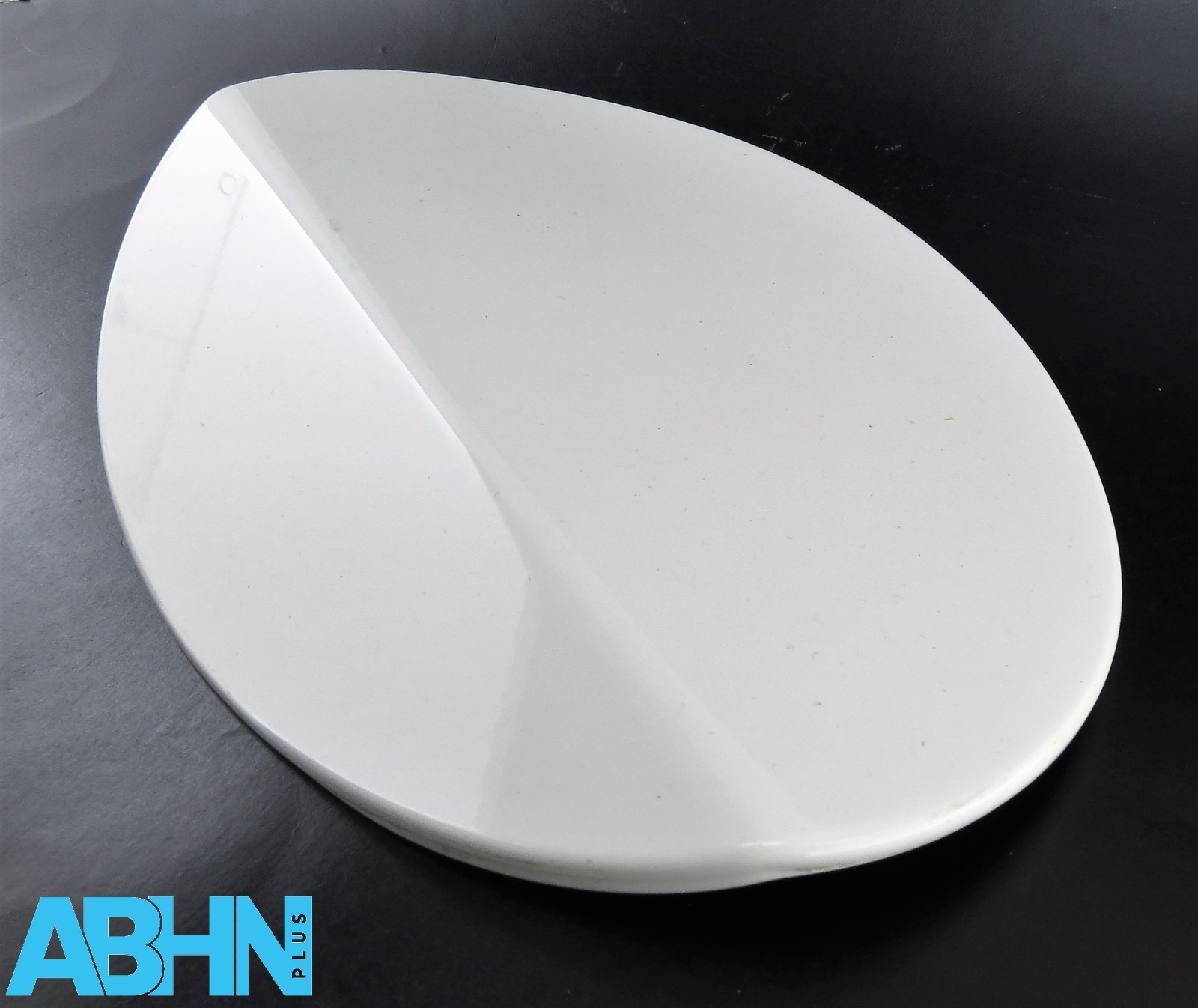 Mercedes-Benz E-Class Coupe C207 (09-16) Fuel Flap Cover A2077570106 Solid White - Image 5