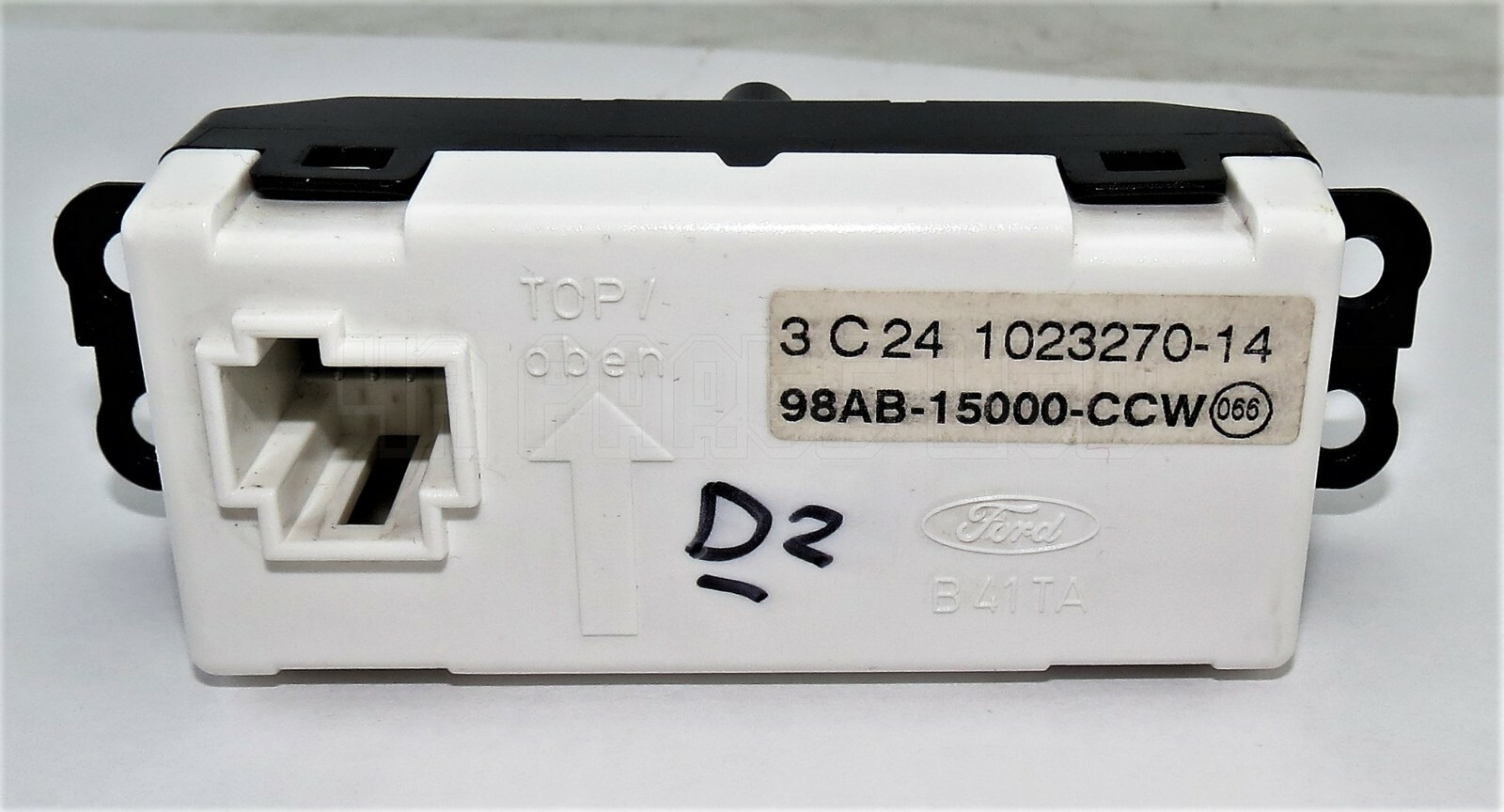 Ford Focus I MK1 (1998-2005) interior Digital Clock Display 98AB-15000-CCW 6-Pin - Image 8