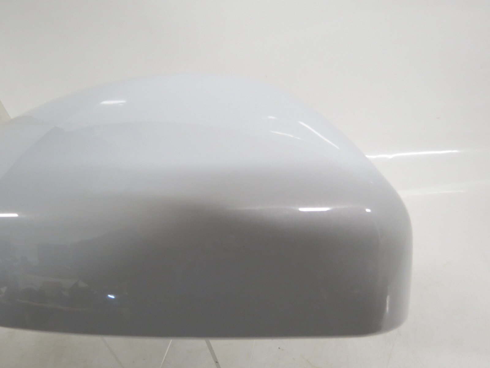 Jaguar Land Rover Genuine Right Side Wing Mirror Cap Cover Yulong White NAK - Image 4