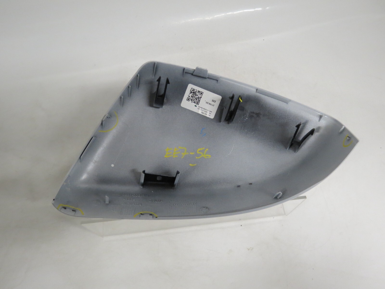 Jaguar Land Rover Genuine Right Side Wing Mirror Cap Cover Yulong White NAK - Image 6