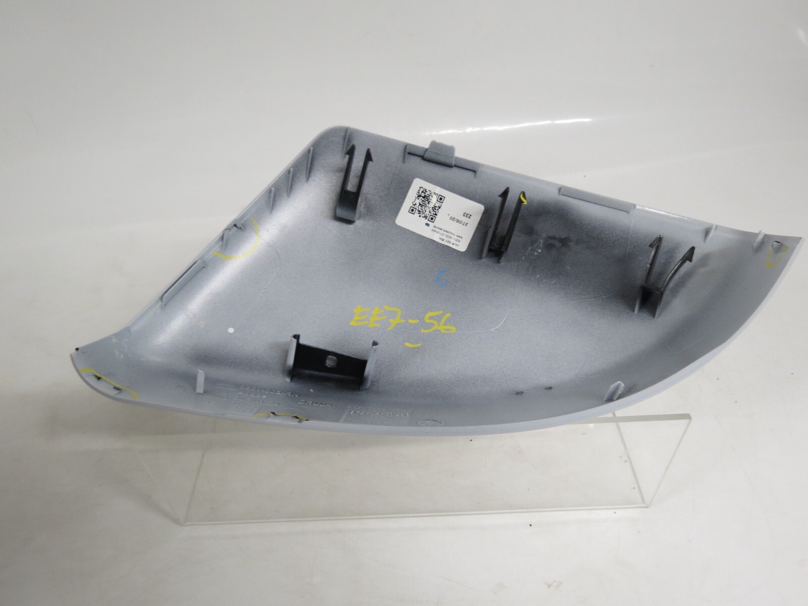 Jaguar Land Rover Genuine Right Side Wing Mirror Cap Cover Yulong White NAK - Image 10