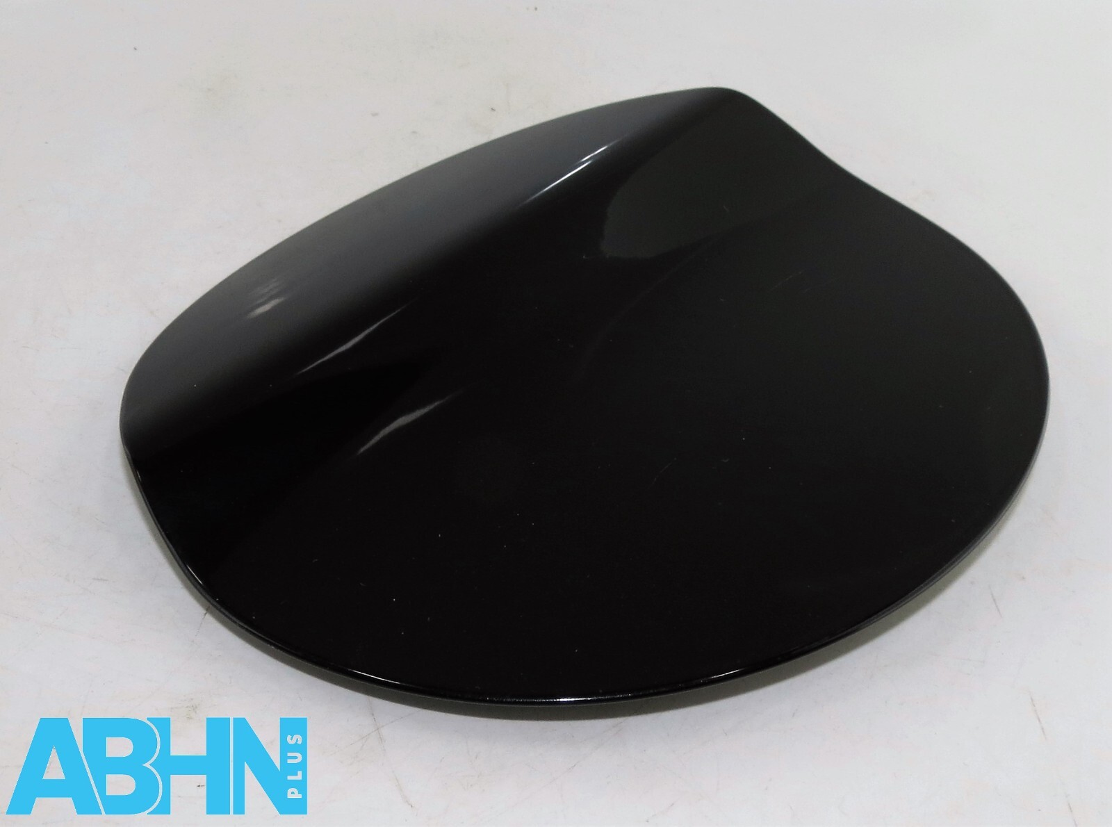 BMW 1 Series F20 (11-19) 5-Door Fuel Flap Cover 51177270765 Metallic Black - Image 4