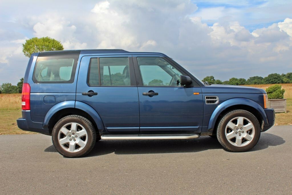 Land Rover Discovery 3 III L319 /04-19 Fuel Flap Cover BPA780070 Met Dark Green - Image 2