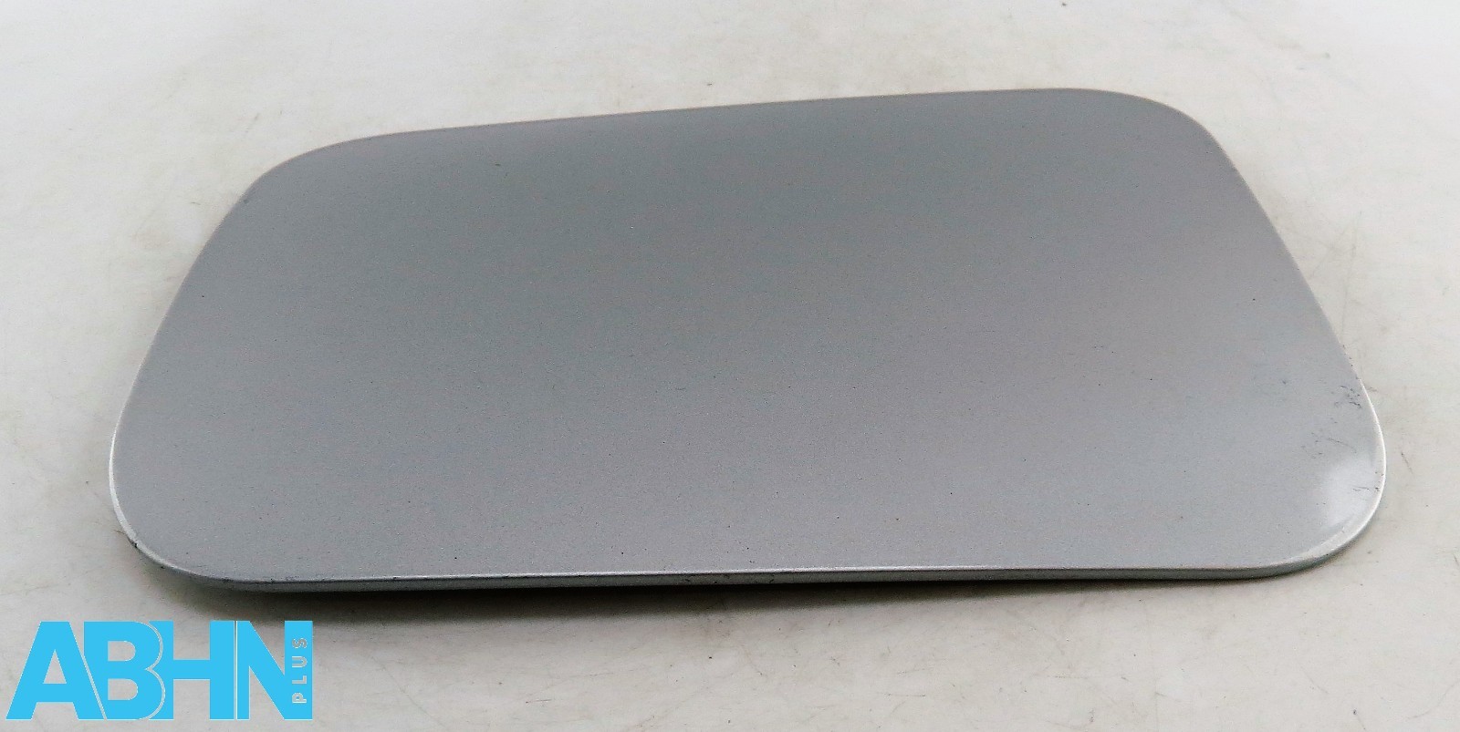 Renault Megane II MK2 (2002-2009) Fuel Flap Cover 8200073760 Metallic Silver - Image 3
