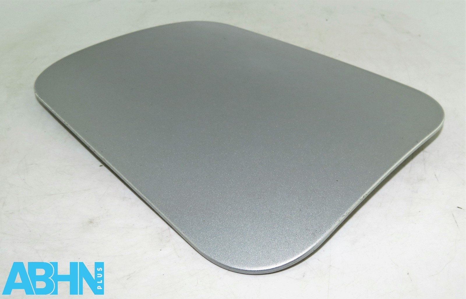 Renault Megane II MK2 (2002-2009) Fuel Flap Cover 8200073760 Metallic Silver - Image 5