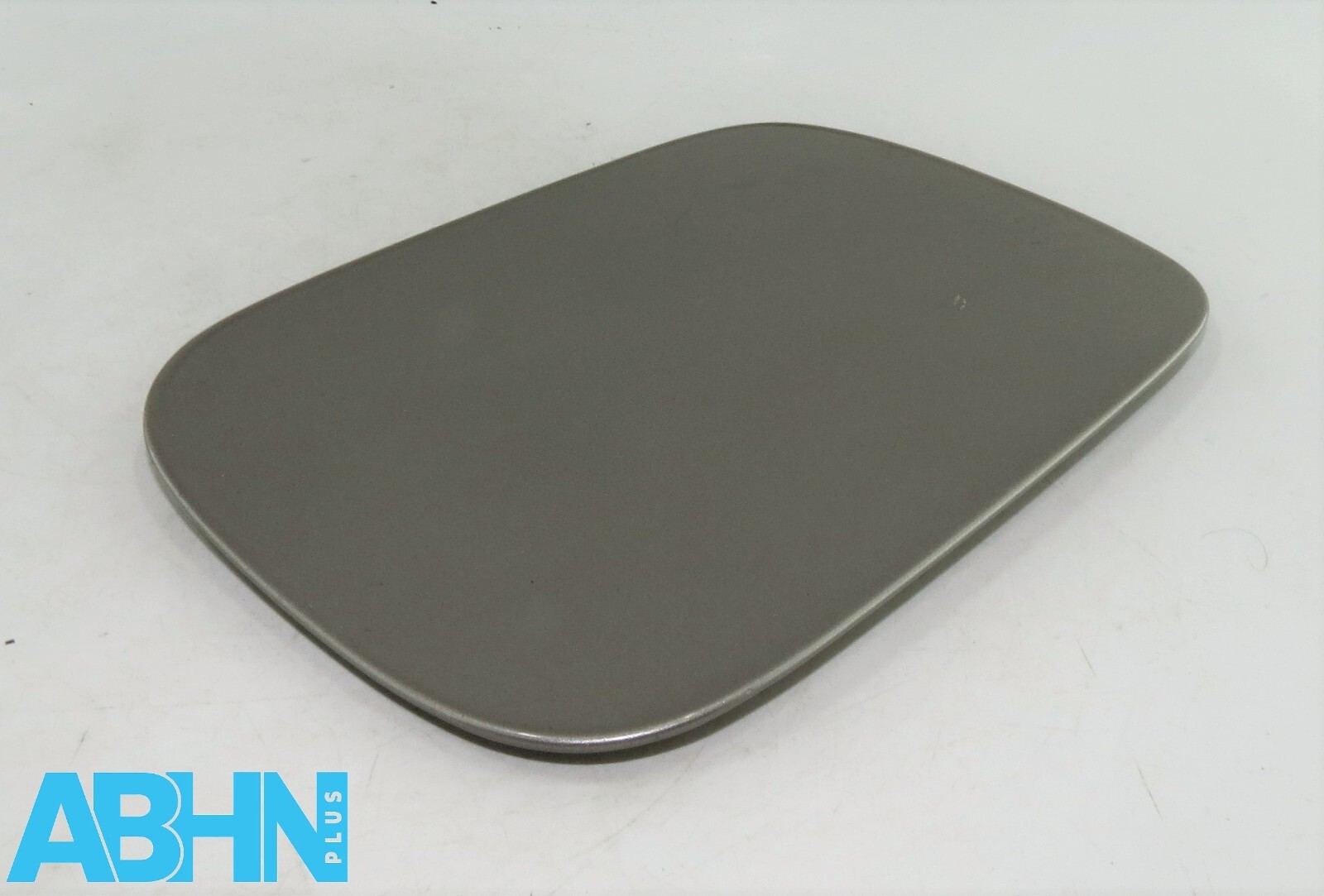 BMW 1 Series E88 E82 /2006-2013 Fuel Flap Cover 51177166825 Metallic Silver-Grey - Image 5