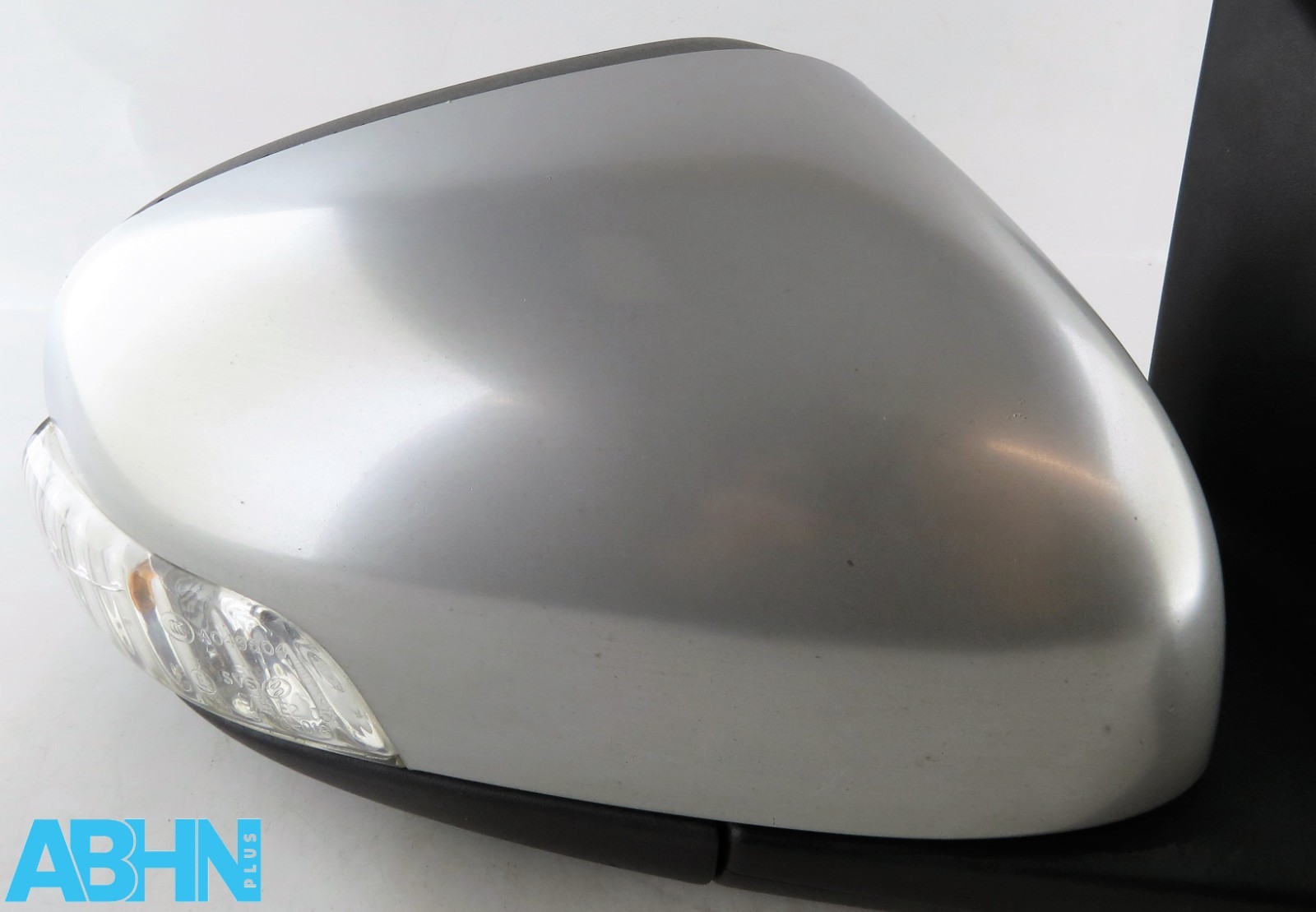 Volvo V70 Mk3 (2007-2012) Right Side Power Folding Door Mirror Chrome 12-Wires - Image 4