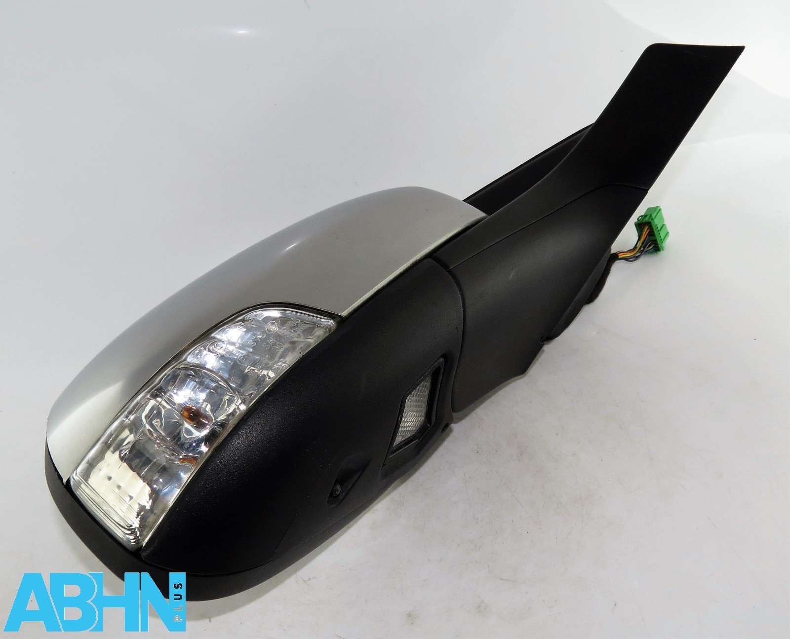 Volvo V70 Mk3 (2007-2012) Right Side Power Folding Door Mirror Chrome 12-Wires - Image 9