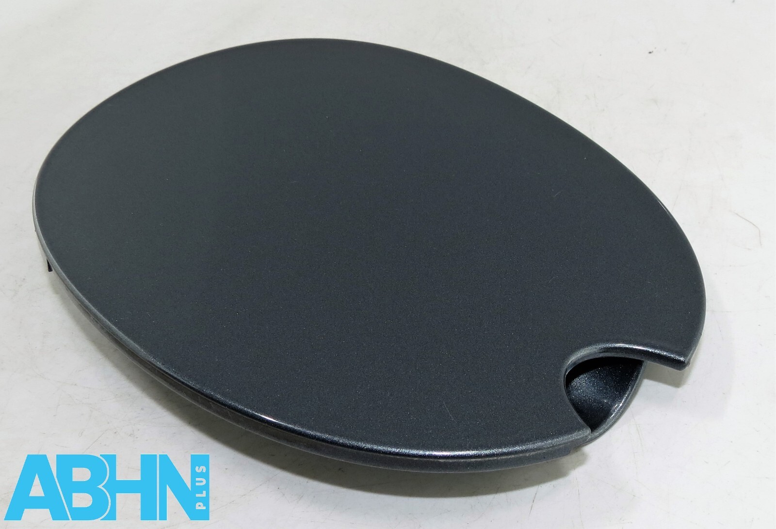 Fiat Scudo Peugeot Expert (07-16) Fuel Fill-in Flap Cover 1497828080 G9 Met Grey - Image 3