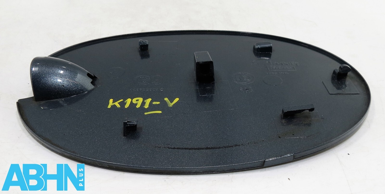 Fiat Scudo Peugeot Expert (07-16) Fuel Fill-in Flap Cover 1497828080 G9 Met Grey - Image 6